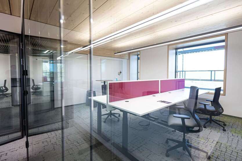 Büro in Unterschleißheim 2.550 € 17 m²