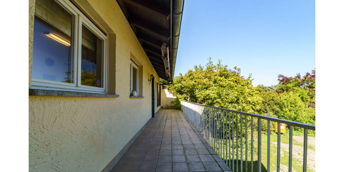 Einfamilienhaus Radolfzell am Bodensee Radolfzell - 7 Zimmer, 196 m&sup2;, 1.250.000&euro; | Angebot:26017656