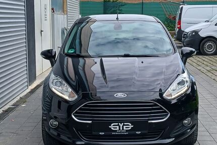 Ford Fiesta 114.550 km 6.290 &euro; Ditzingen 71254