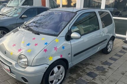Renault Twingo 203.000 km 999 &euro; Singen 78224