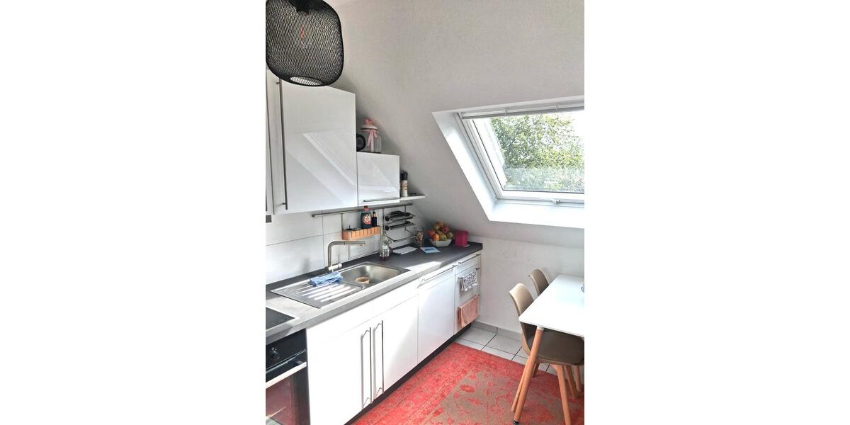 Dachgeschoßwohnung Hennef (Sieg) - 2 Zimmer, 50 m&sup2;, 740&euro; | Angebot:26258513