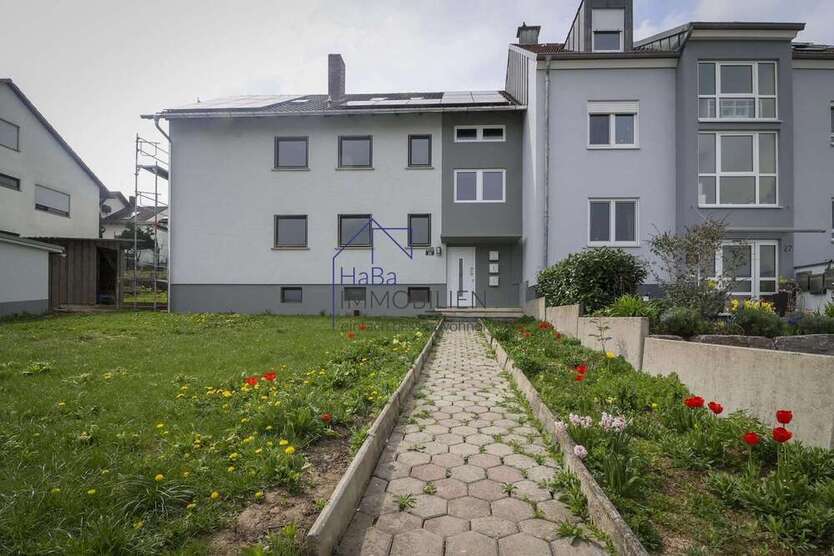 Wohnung zum Kaufen in Hambach 155.000 € 94 m²