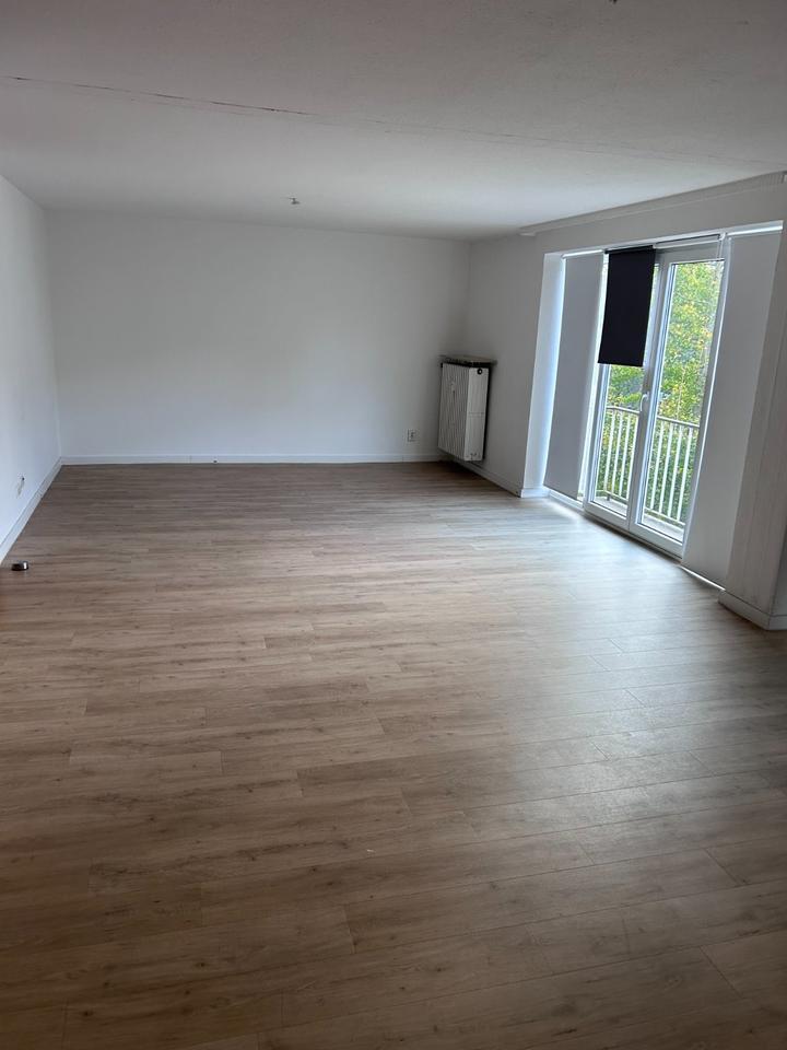 Schöne und helle Büroräume - Zentral in Duisburg - **Top Lage und provisionsfrei** zimmer
