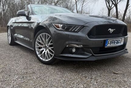 Ford Mustang 60.800 km 31.900 &euro; Olching 82140