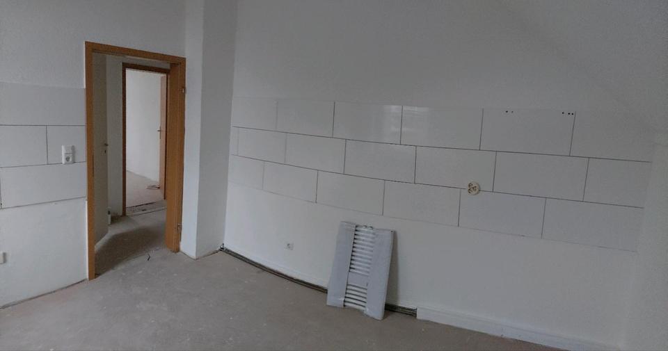 Dachgeschoßwohnung Recklinghausen König Ludwig - 3.5 Zimmer, 66 m&sup2;, 500&euro; | Angebot:25017135