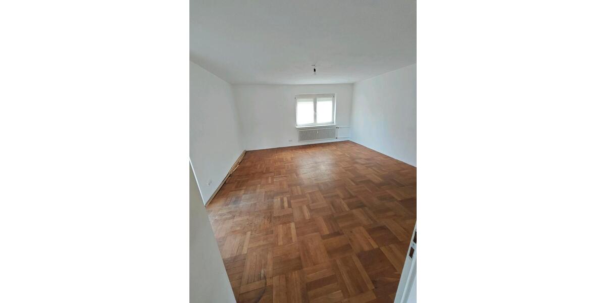 Erdgeschoßwohnung Arnstein - 3 Zimmer, 100 m&sup2;, 930&euro; | Angebot:26253690