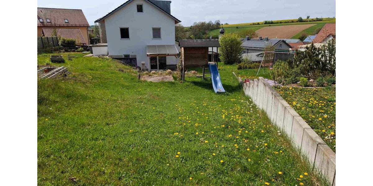 Doppelhaushälfte Sinzing - 5 Zimmer, 130 m&sup2;, 1.350&euro; | Angebot:26349498