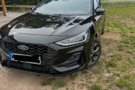 Ford Focus 29.000 km 22.700 &euro; Roding 93426