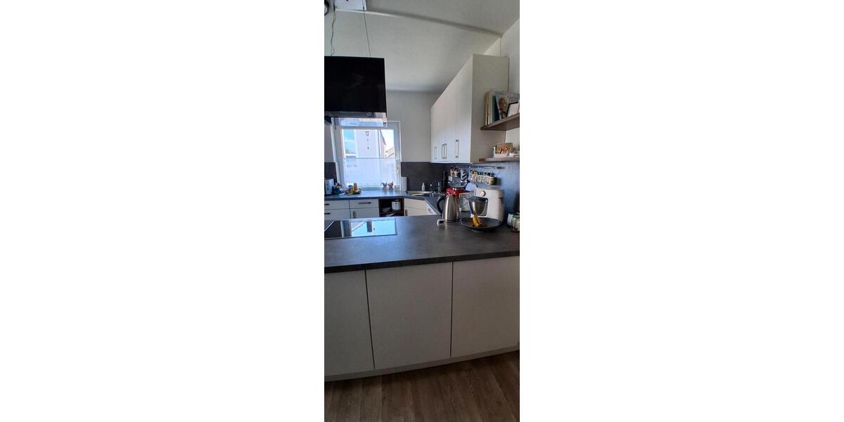 Erdgeschoßwohnung Berg bei Neumarkt in der Oberpfalz - 3.5 Zimmer, 94 m&sup2;, 1.050&euro; | Angebot:26374255