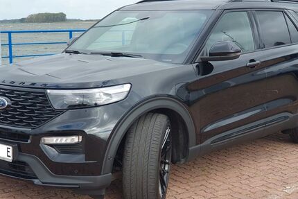 Ford Explorer 32.000 km 47.490 &euro; Anklam 17389