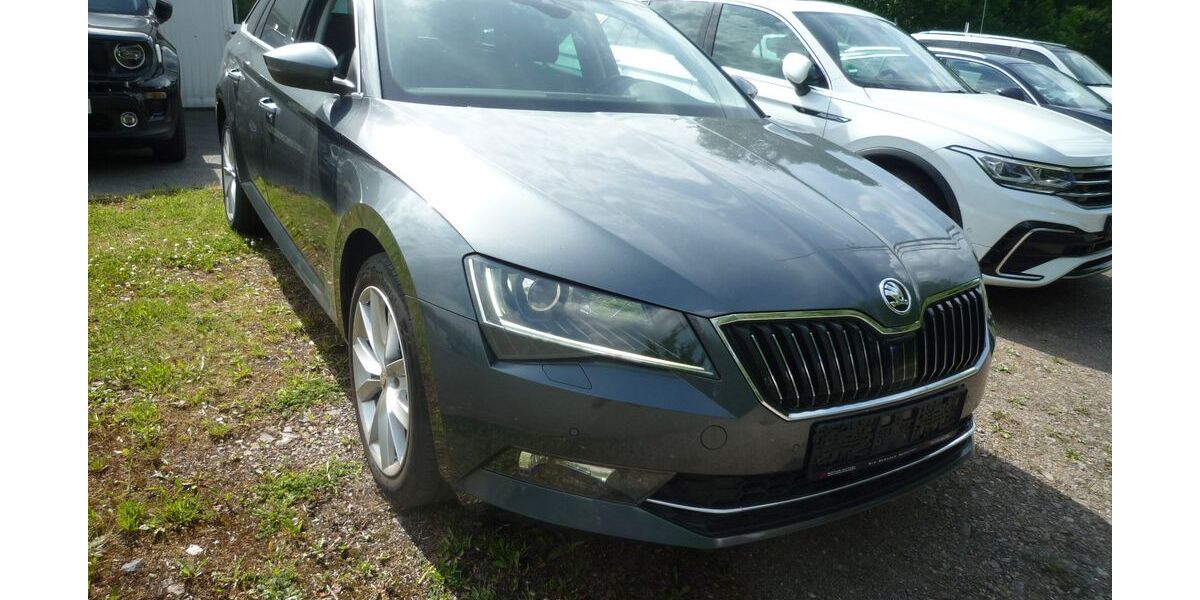 Skoda Superb 171.500 km 13.900 &euro; Dresden 01159