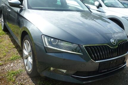 Skoda Superb 171.500 km 14.500 &euro; Dresden 01159