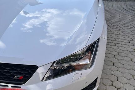 Seat Leon 142.000 km 14.999 &euro; Bonn 53123