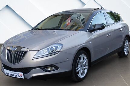 Lancia Delta 68.433 km 6.990 &euro; Düsseldorf 40231