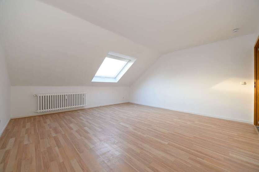 Wohnung zum Mieten in Duisburg 730 € 90 m²