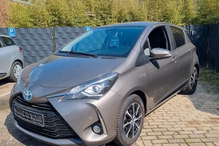 Toyota Yaris 129.844 km 12.200 &euro; Neuss 41470