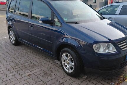 VW Touran 371.650 km 1.999 € Oldenburg 26131