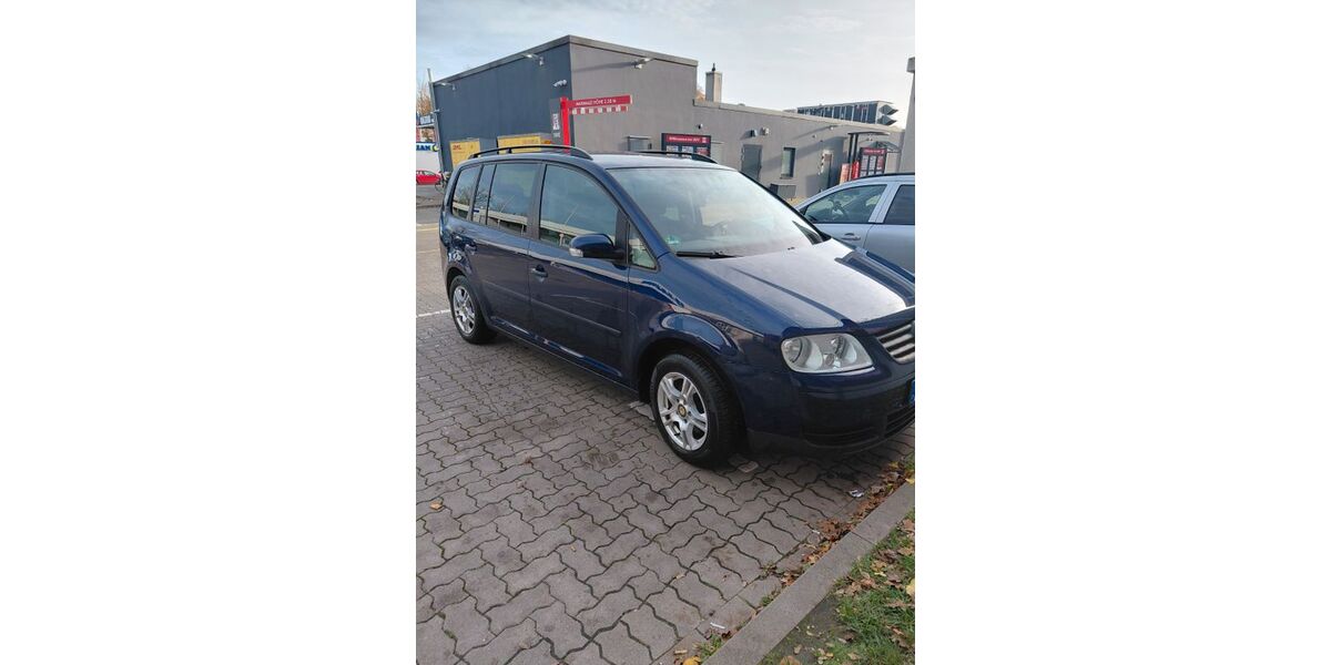 VW Touran 371.650 km 1.999 € Oldenburg 26131