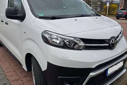 Toyota Proace 88.000 km 16.500 &euro; Augsburg 86169
