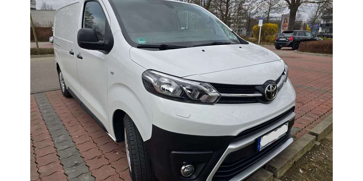 Toyota Proace 88.000 km 16.500 &euro; Augsburg 86169