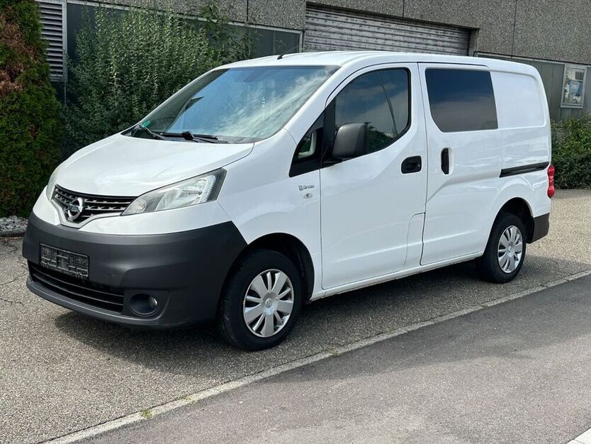 NV200