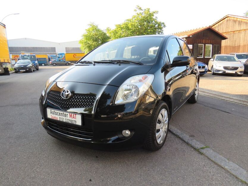Toyota Yaris 169.000 km 4.350 € Fellbach 70736