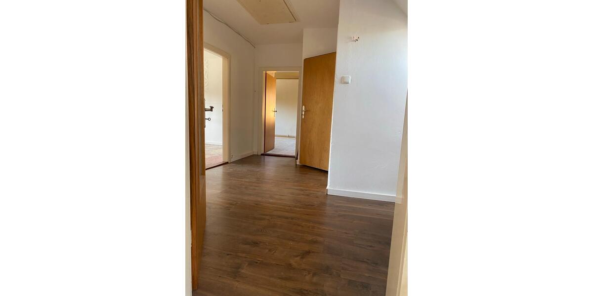 Einfamilienhaus Meinersen - 7 Zimmer, 170 m&sup2;, 1.200&euro; | Angebot:26417046