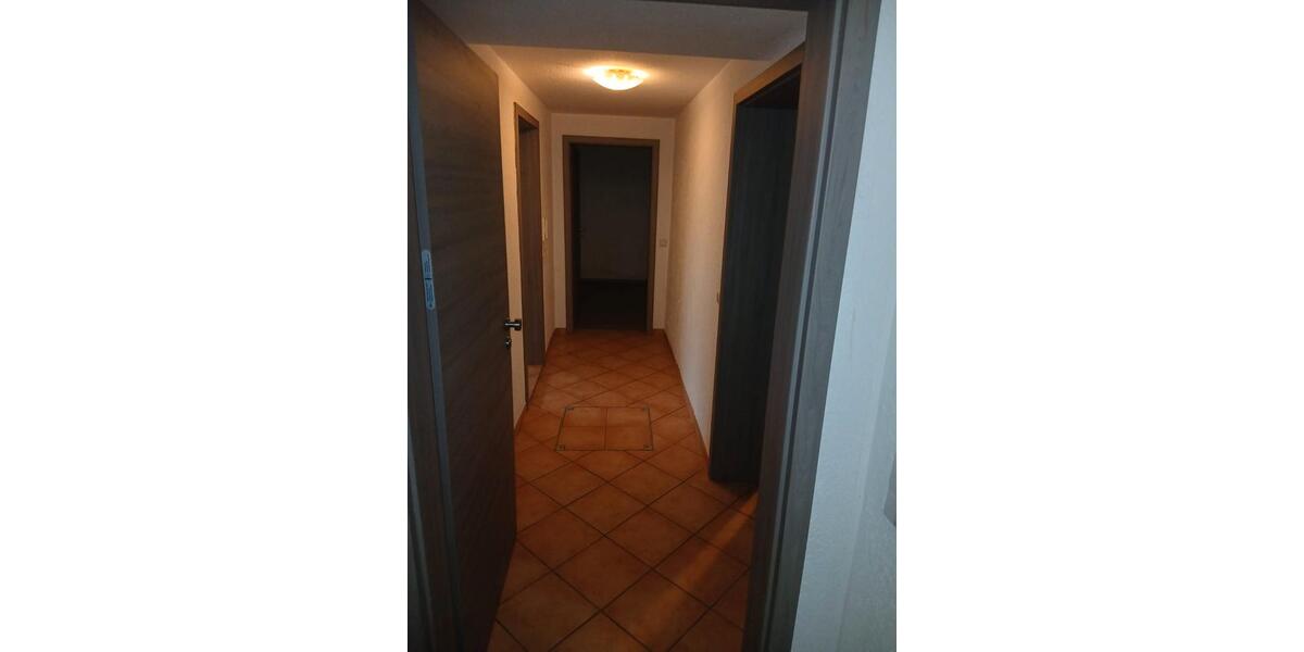 Dachgeschoßwohnung Gebsattel - 1 Zimmer, 71 m&sup2;, 660&euro; | Angebot:26086246
