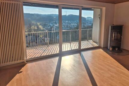 Wohnung Hüttenberg - 5 Zimmer, 140 m&sup2;, 999&euro; | Angebot:25351551