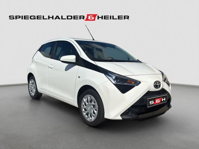 Aygo (X)
