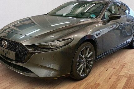 Mazda 3 15.959 km 25.890 &euro; Magdeburg 39120