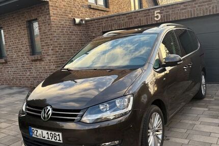 VW Sharan 145.000 km 15.300 &euro; Groß Grönau 23627