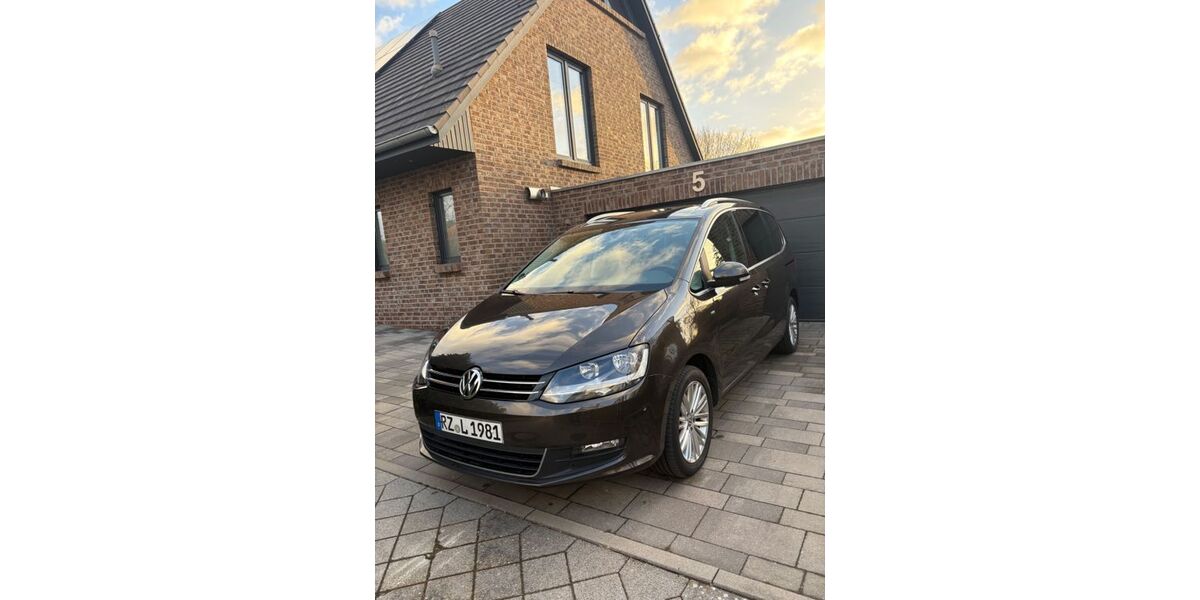 VW Sharan 145.000 km 15.300 &euro; Groß Grönau 23627
