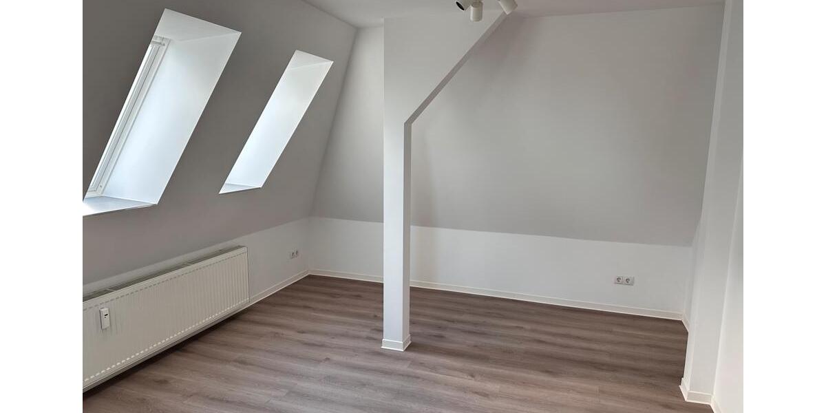 Dachgeschoßwohnung Glückstadt - 2 Zimmer, 33 m&sup2;, 430&euro; | Angebot:26234813