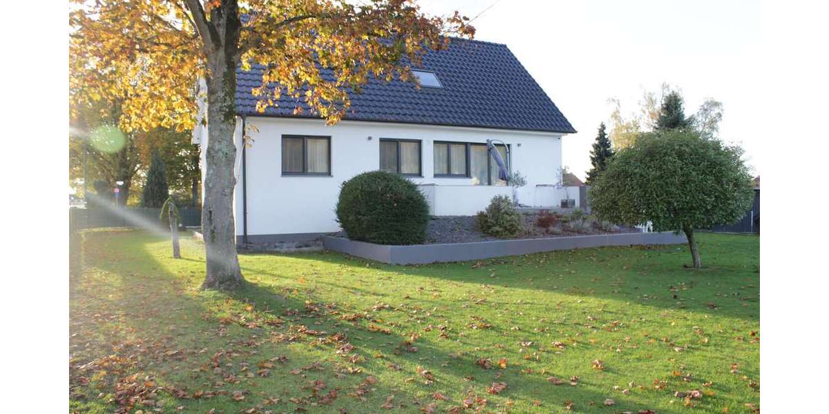 Haus zum Kaufen in Hennef 795.000 € 200 m² 5 zimmer