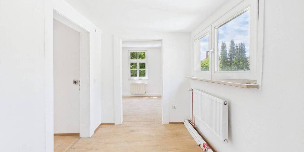 Einfamilienhaus Landshut Berg - 9 Zimmer, 230 m&sup2;, 995.000&euro; | Angebot:26798186