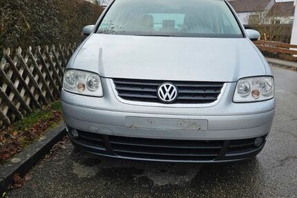 VW Touran 206.088 km 1.699 &euro; Gammertingen 72501