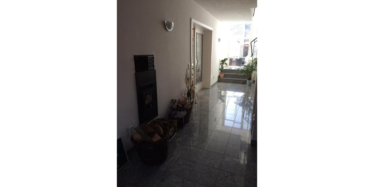 Doppelhaushälfte Freising Am Vogelherd - 5 Zimmer, 200 m&sup2;, 2.500&euro; | Angebot:25977750