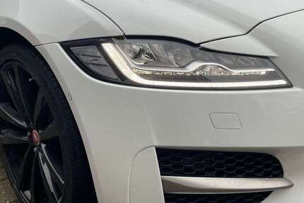 Jaguar XF 242.000 km 15.395 &euro; Hamburg 20537