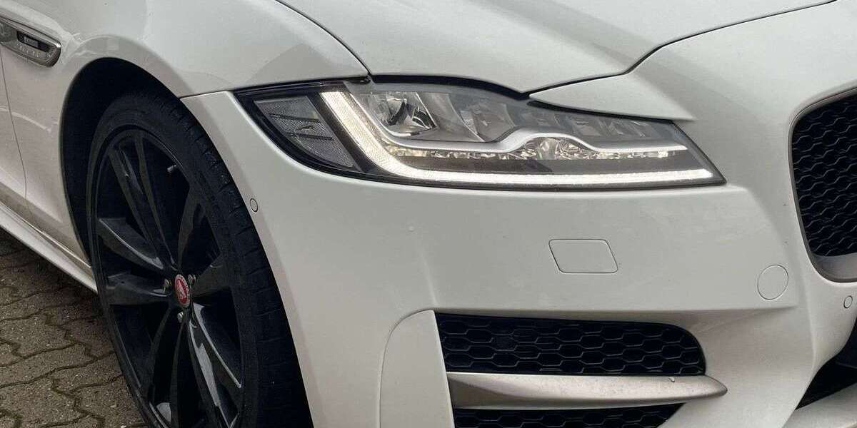 Jaguar XF 242.000 km 15.395 &euro; Hamburg 20537