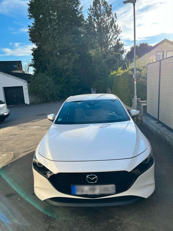 Mazda 3 83.000 km 16.700 € Baienfurt 88255