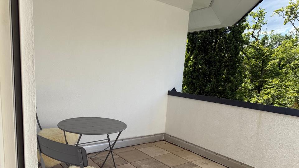 Etagenwohnung Bad Homburg vor der Höhe Gonzenheim - 3 Zimmer, 130 m&sup2;, 2.500&euro; | Angebot:26049651