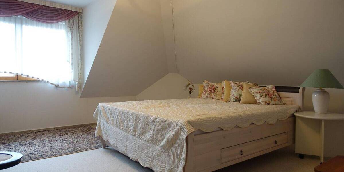Einfamilienhaus Herrieden Hohenberg - 4 Zimmer, 200 m&sup2;, 880.000&euro; | Angebot:26499188