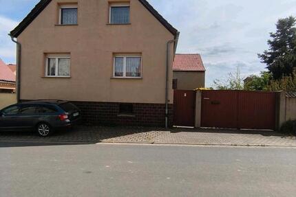 Haus Nebra (Unstrut) - 7 Zimmer, 145 m&sup2;, 99.500&euro; | Angebot:26418663