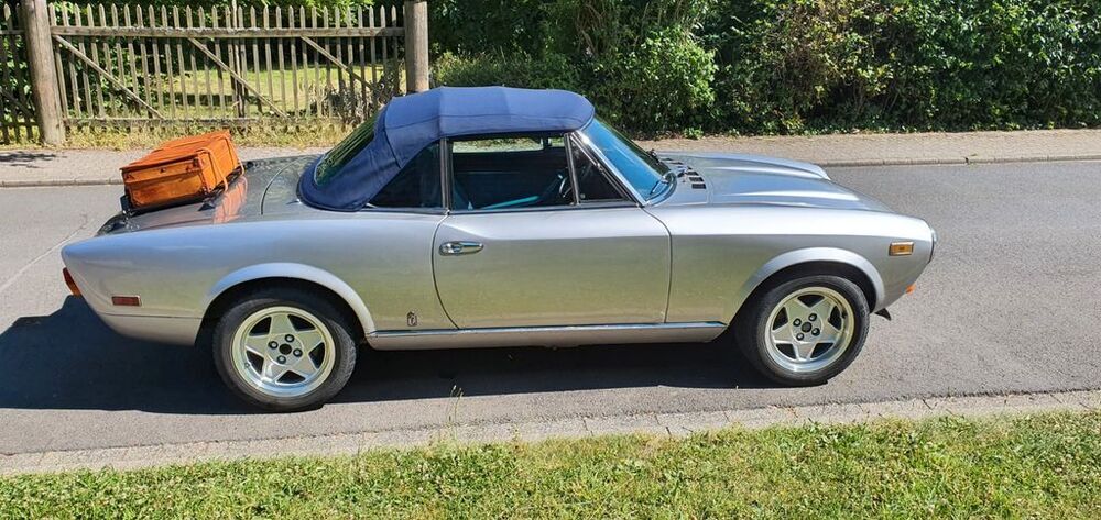 124 Spider