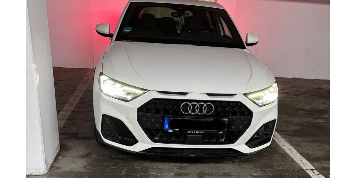 Audi A1 43.500 km 24.490 &euro; Weilheim 82362