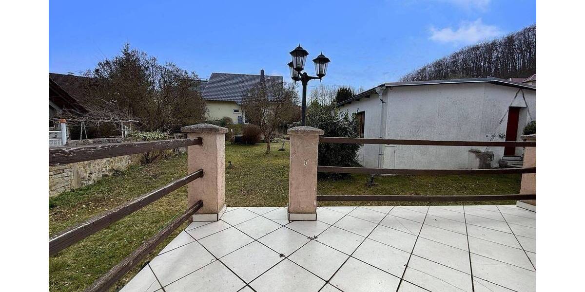 Einfamilienhaus Waltershausen - 7 Zimmer, 170 m&sup2;, 175.000&euro; | Angebot:26026882