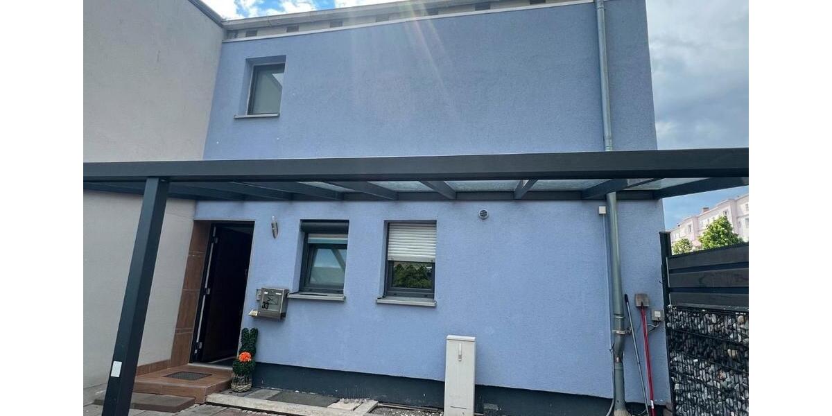 Charmantes Reiheneckhaus mit Wintergarten 4 zimmer