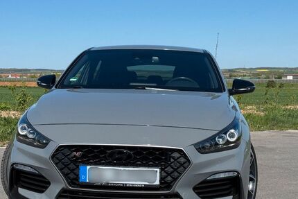 Hyundai i30 124.000 km 18.590 &euro; Schweinfurt 97421
