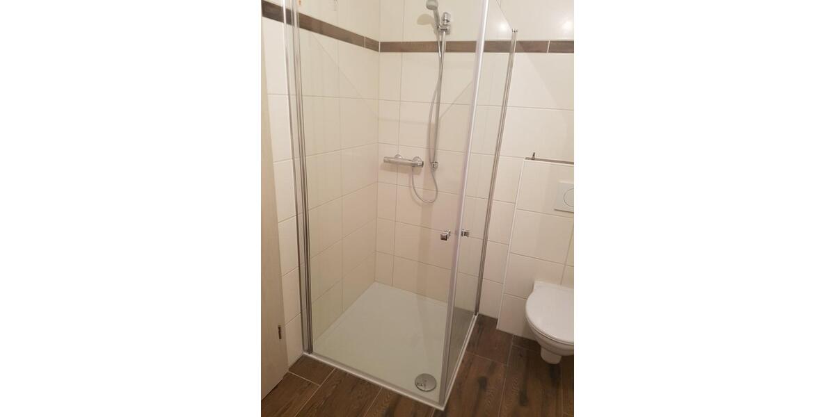 Dreifamilienhaus: Rechtes Haus mit je 125m² Wohnfläche und Garten 6 zimmer